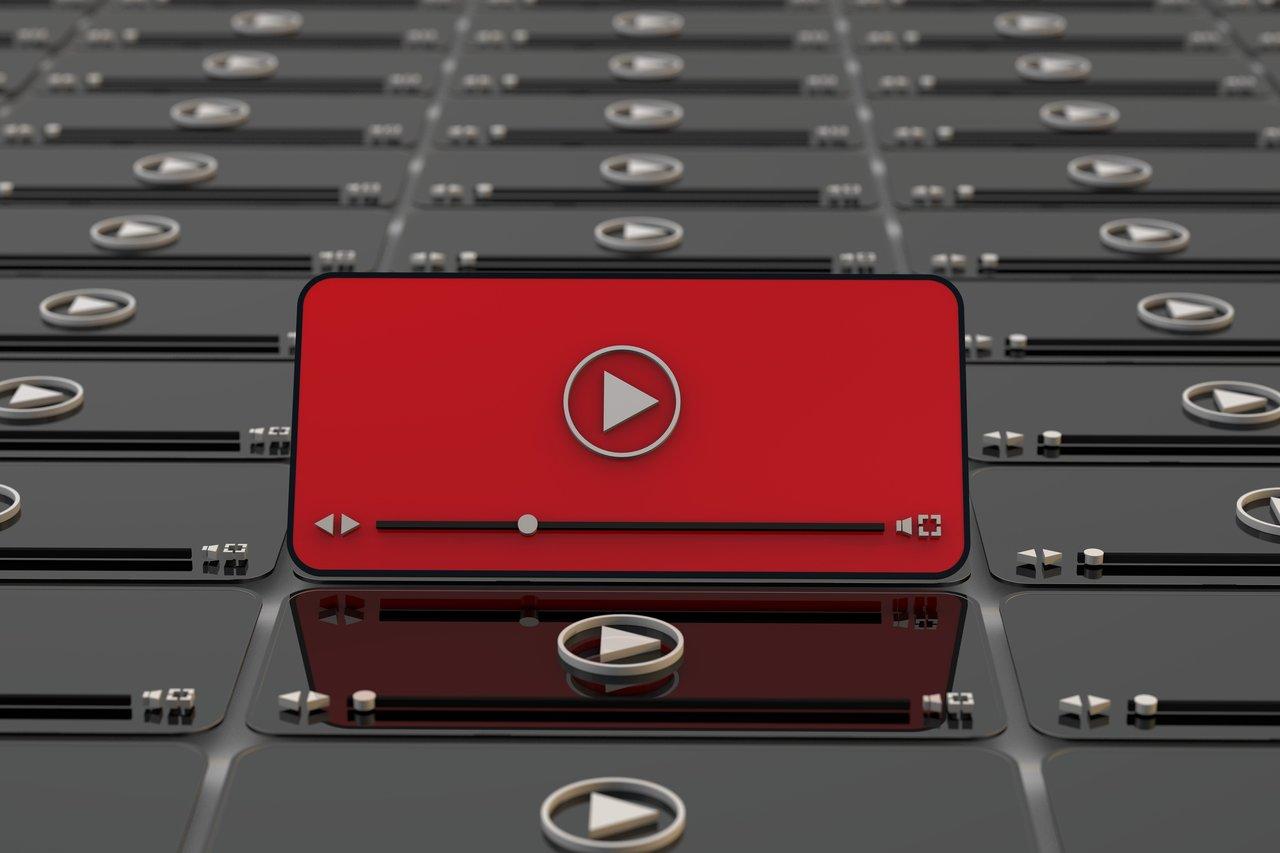 L’algorithme YouTube 2025 : maîtriser les critères clés pour booster ses vues