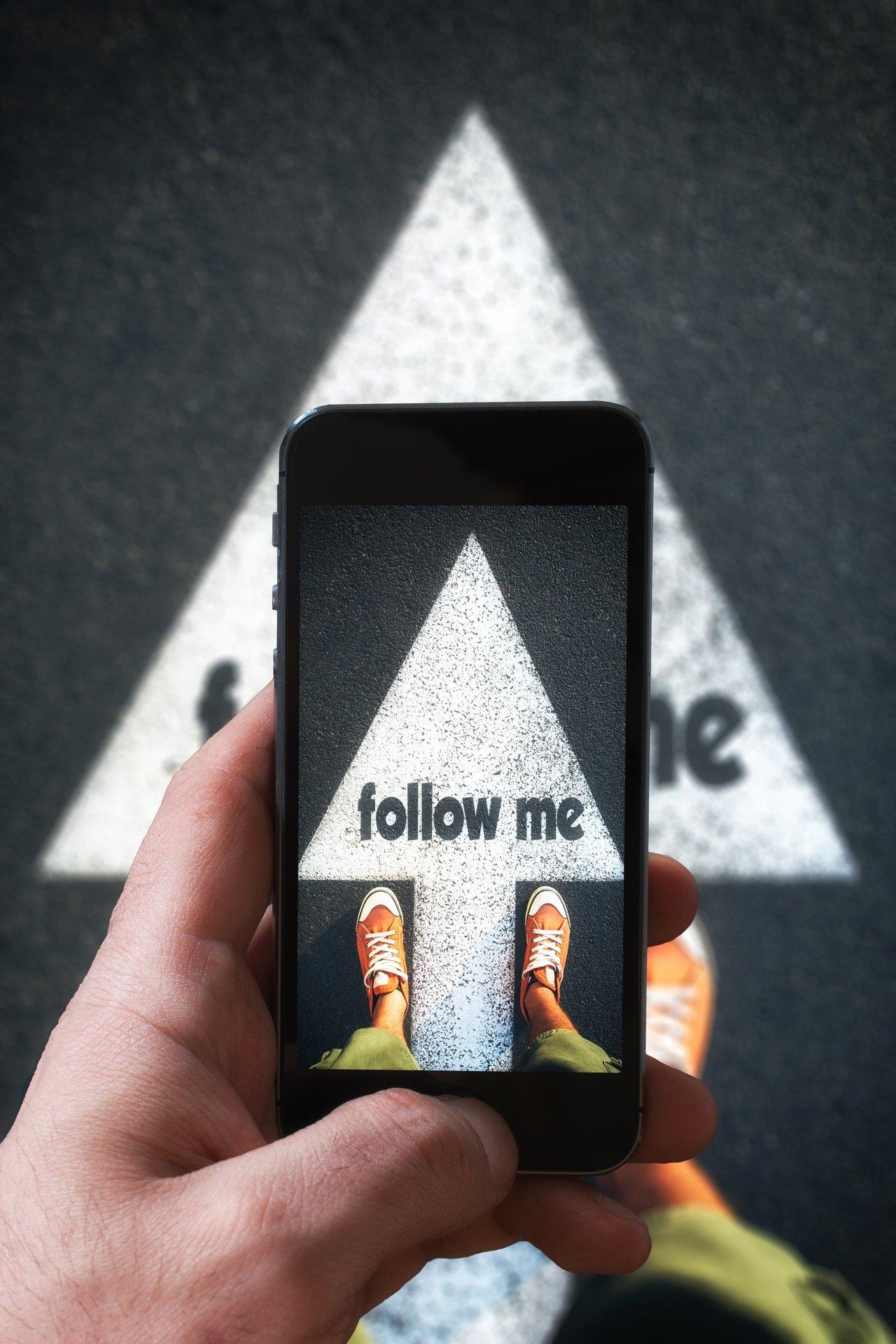 Les unfollows marquants sur Instagram : histoires, raisons et conséquences