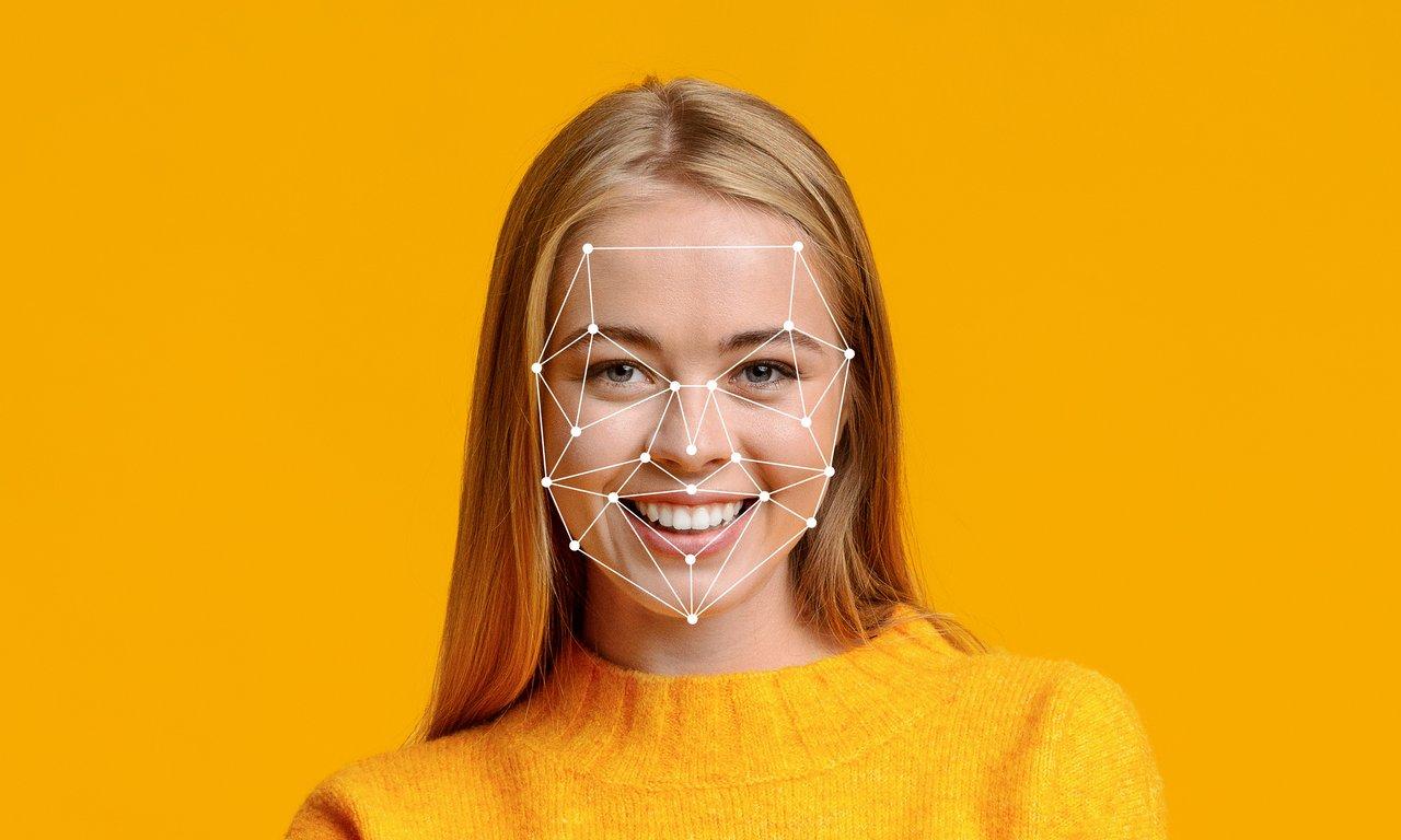 Repérer un deepfake sur TikTok : signaux visuels, auditifs et méthodes de détection