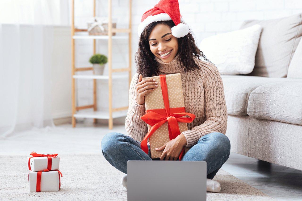 Stratégie de monétisation fêtes de fin d'année : tirages, calendriers et collaborations