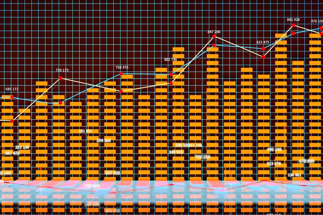 Schéma illustrant les critères et avantages de la monétisation sur Twitch pour les statuts affilié et partenaire, clé du Twitch monetization chart.